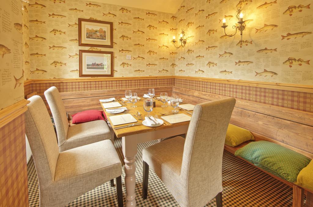 The Wheatsheaf Hotel And Restaurant سوينتون المظهر الخارجي الصورة